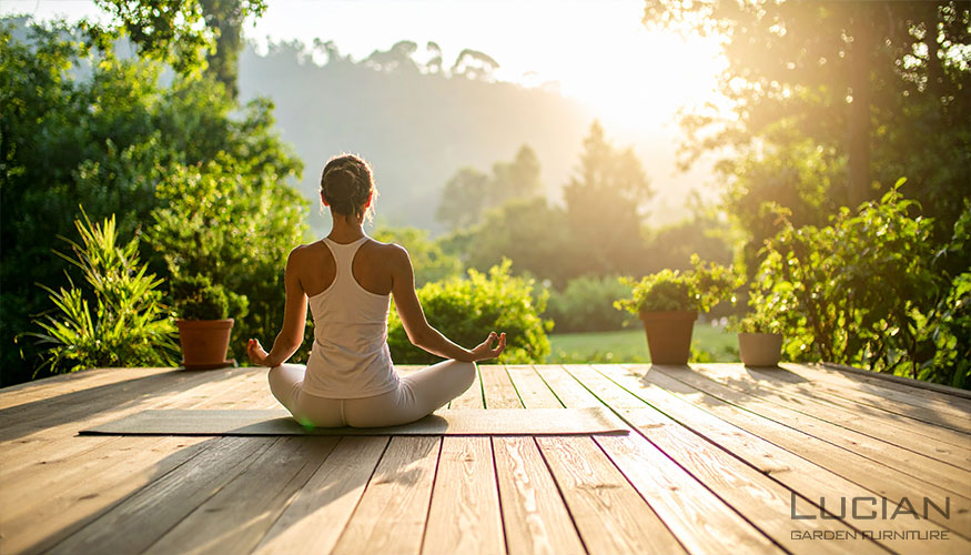 趣味を満喫する自分だけの場所…ヨガやガーデニング、読書